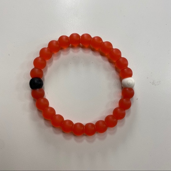 red lokai bracelet - Picture 2 of 2